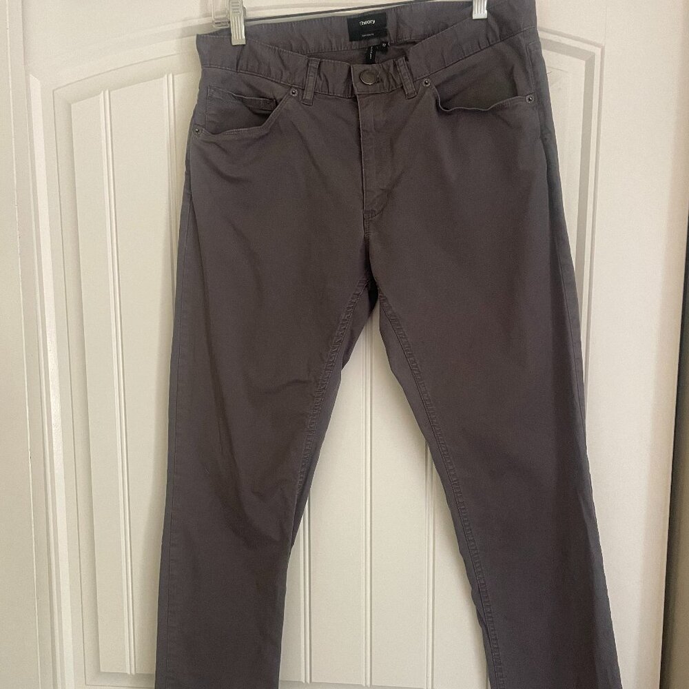 Theory Raffi Slim Fit Pants – Size 32 – Gray Cotton Blend